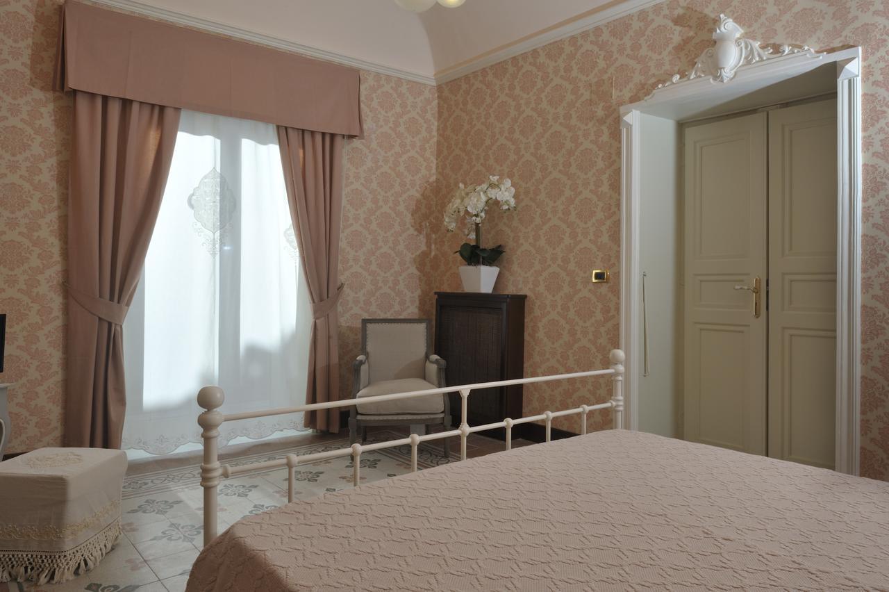 Palazzo Bella Bed & Breakfast Campobello di Licata Room photo
